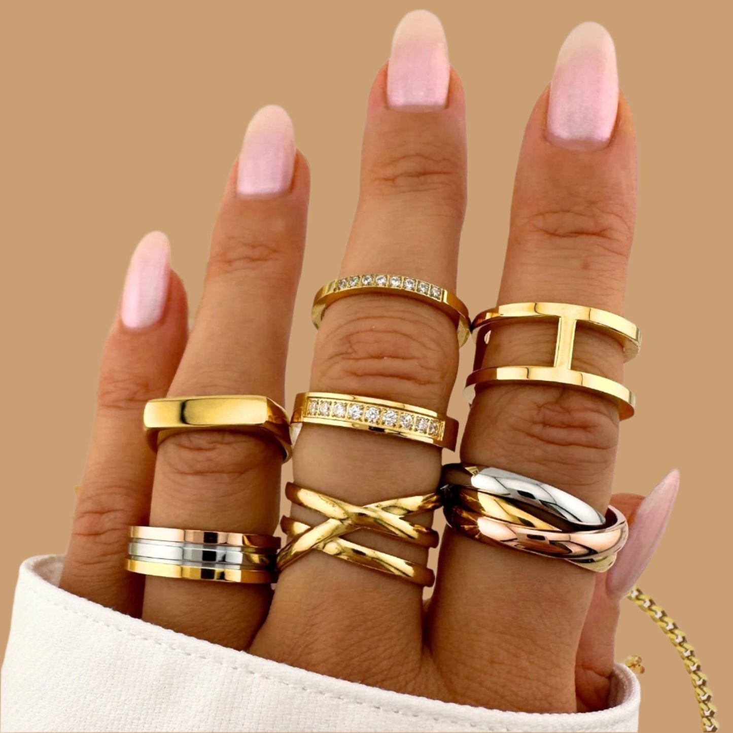 FINGER RING