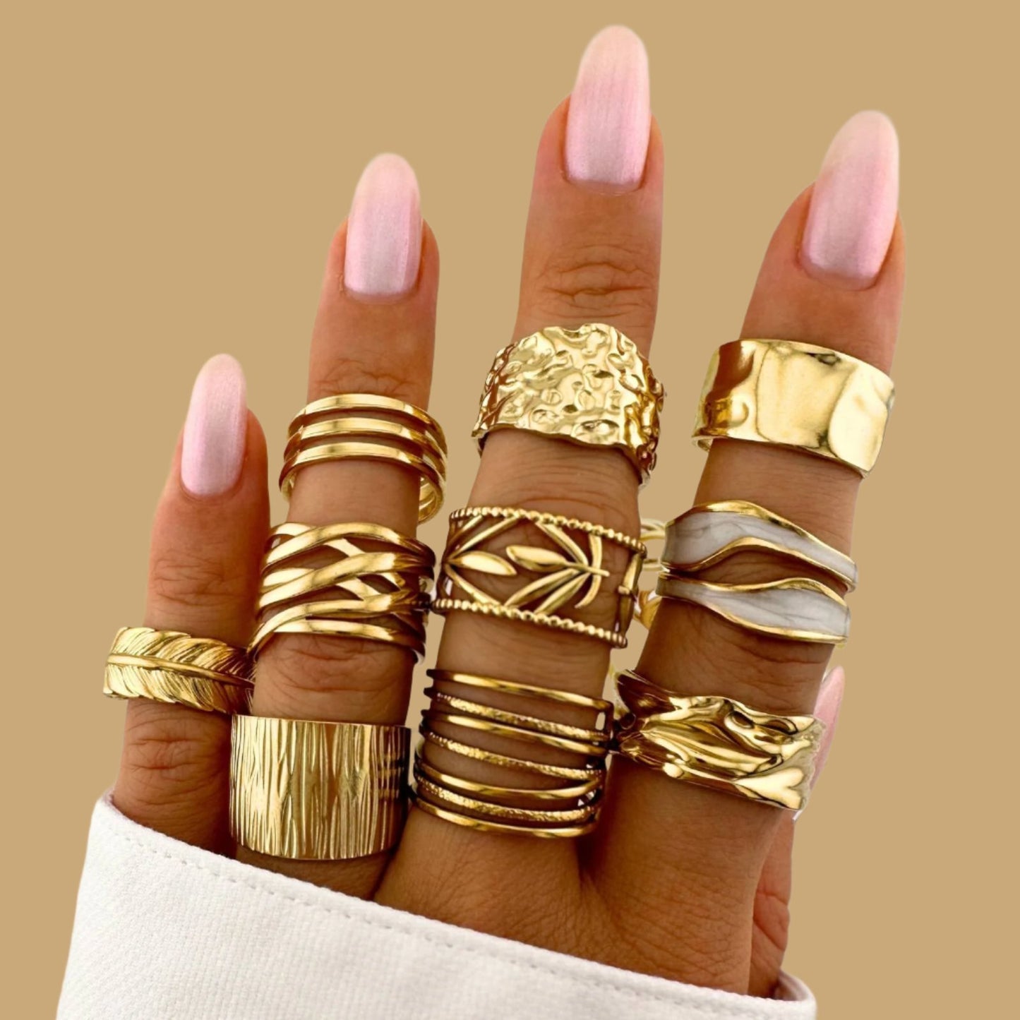 FINGER RING